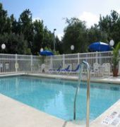 Holiday Inn Express & Suites Plant City