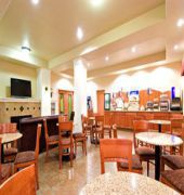 Holiday Inn Express & Suites Moses Lake