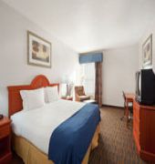 Holiday Inn Express Providence-North Attleboro