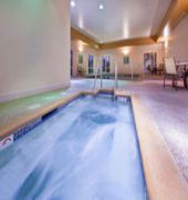 Holiday Inn Express Pella