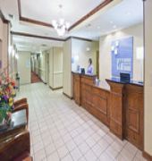 Holiday Inn Express & Suites Plainview