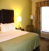 Holiday Inn Express & Suites N. Myrtle Beach-Little River