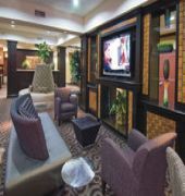 Holiday Inn Express & Suites Paris
