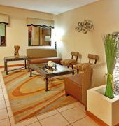 Holiday Inn Express Roanoke-Civic Center