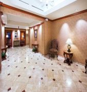 Holiday Inn Express & Suites Grand Rapids-North