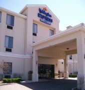 Holiday Inn Express & Suites Alliance
