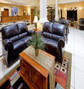 Holiday Inn Express Palestine