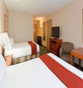Holiday Inn Express & Suites Kent State University