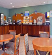 Holiday Inn Express & Suites Port Clinton - Catawba Island