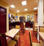 Holiday Inn Express Savannah-I-95 North
