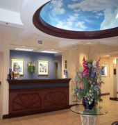 Holiday Inn Express & Suites