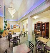 Holiday Inn Express & Suites London