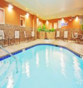 Holiday Inn Express & Suites Knoxville-Clinton