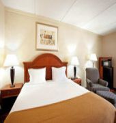 Country Inn & Suites by Radisson, Mt. Pleasant-Racine West, WI