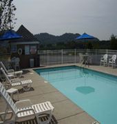 Holiday Inn Express & Suites Knoxville-North-I-75 Exit 112