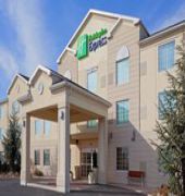 Holiday Inn Express & Suites Reading