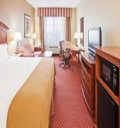 Holiday Inn Express & Suites Oklahoma City-Arpt-Meridian Av