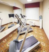 Holiday Inn Express & Suites Oklahoma City-Arpt-Meridian Av
