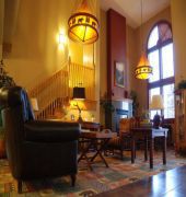 Holiday Inn Express Hotel & Suites Raton
