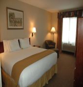 Holiday Inn Express Hotel & Suites Hill City