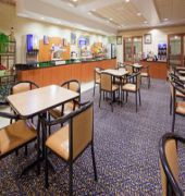 Holiday Inn Express & Suites Cheyenne