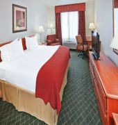 Holiday Inn Express & Suites Chickasha