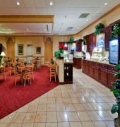Holiday Inn Express Nashville-Hendersonville