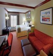 Holiday Inn Express & Suites Charleston-Ashley Phosphate
