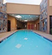 Holiday Inn Sacramento I-80 (North East)