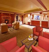Holiday Inn Express & Suites Pittsburgh West Mifflin
