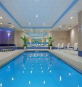 Holiday Inn Salem (I-93 At Exit 2)