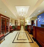Holiday Inn Express Hotel & Suites San Antonio