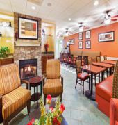 Holiday Inn Express & Suites Alcoa (Knoxville Airport)