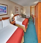 Holiday Inn Express & Suites Vermillion