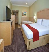 Holiday Inn Express & Suites Vacaville
