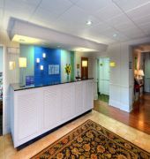 Holiday Inn Express Charleston US Hwy 17 & I-526