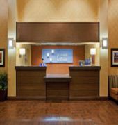 Holiday Inn Express & Suites Belmont