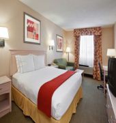 Holiday Inn Express Cleveland-Vermilion