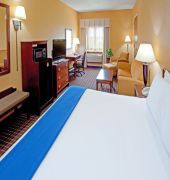 Holiday Inn Express Stony Brook-Long Island