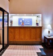 Holiday Inn Express & Suites Hiawassee