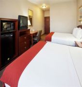 Holiday Inn Express Woodland