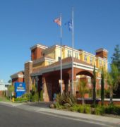 Holiday Inn Express Woodland