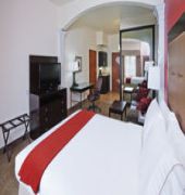 Holiday Inn Express & Suites Oklahoma City-Penn Square