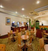 Holiday Inn Express & Suites Pasadena-Colorado Blvd.