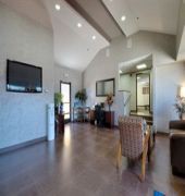 Holiday Inn Express & Suites Costa Mesa