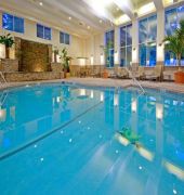 Holiday Inn Resort Lake George-Turf