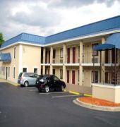 Rodeway Inn & Suites Fort Jackson