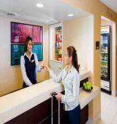 Hawthorn Suites by Wyndham St. Louis Westport Plaza
