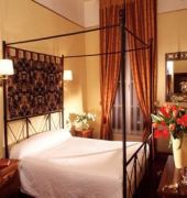 Hotel Saint Paul Rive Gauche