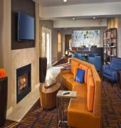 Courtyard Tinton Falls Eatontown